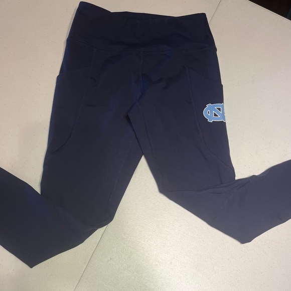 NORTH CAROLINA Tarheels Navy Blue Pocketed Womens Leggings SZ SMALL - Picture 2 of 7